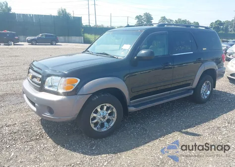2002 Toyota Sequoia Sr5 V8 z USA, uszkodzony, nr VIN 5TDBT44AX2S086072